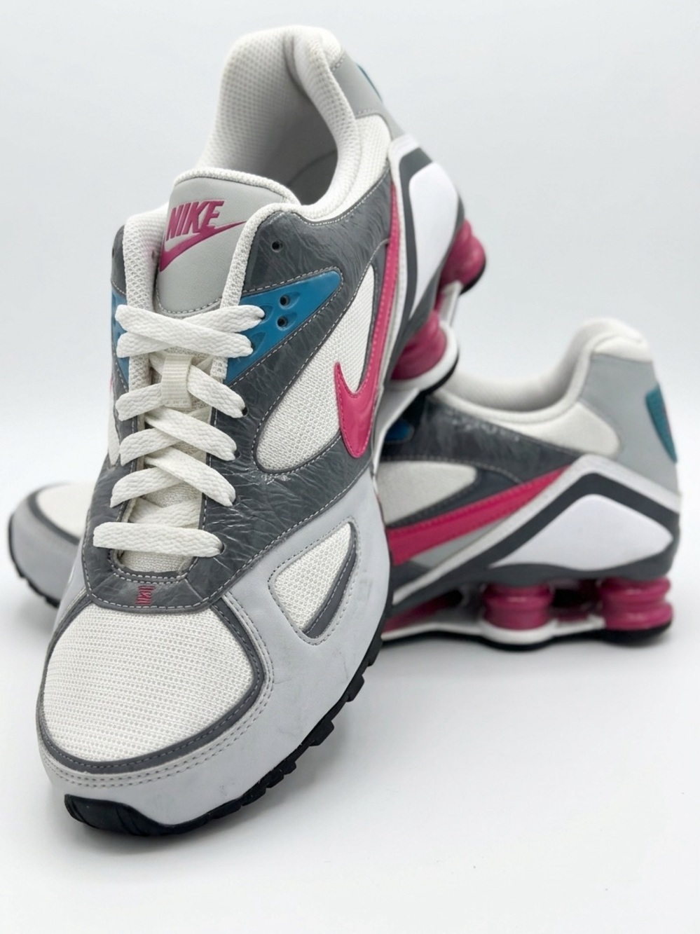 Nike Shox NZ Women Running Shoes White Grey Pink Blue Size 9 Good Condition
